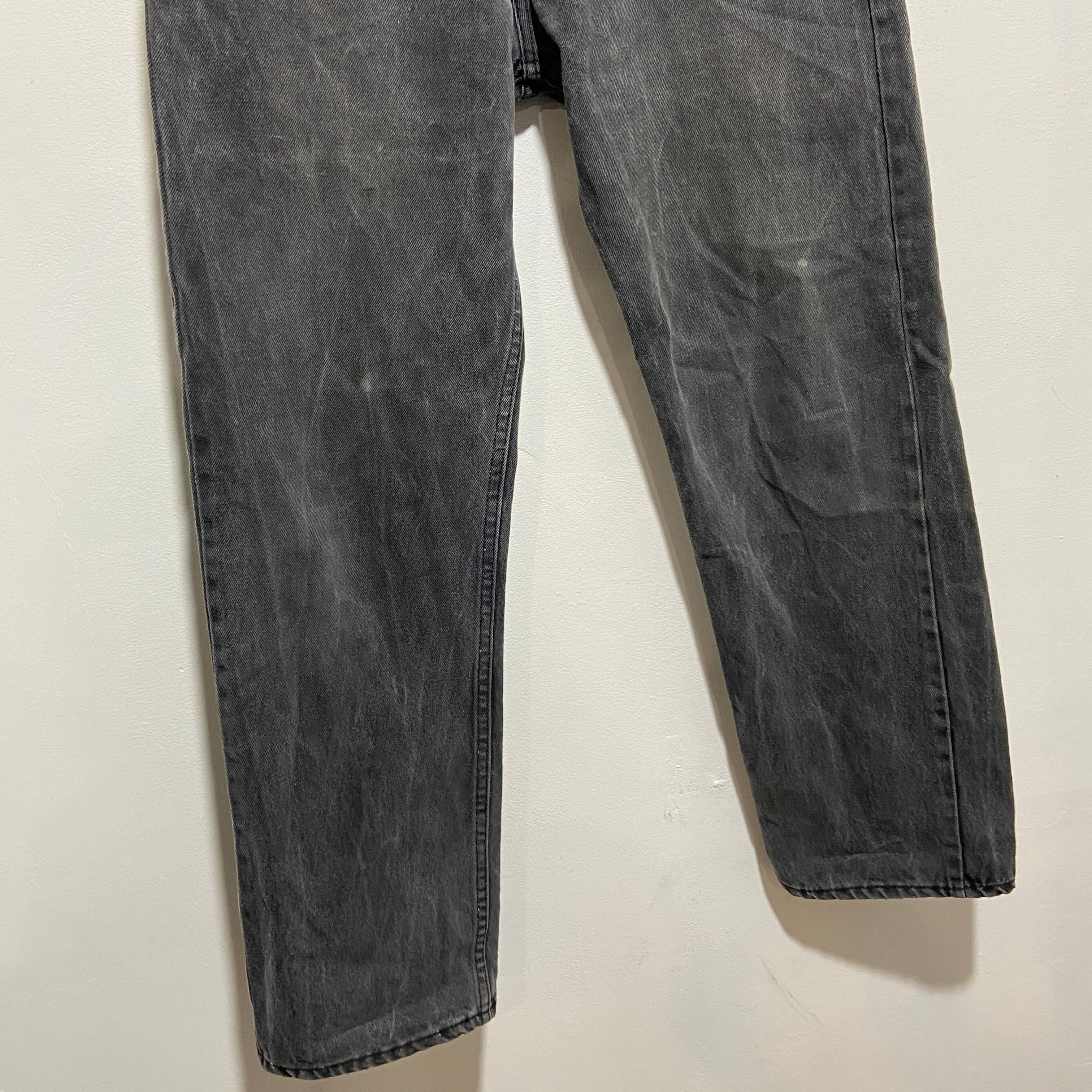 送料無料』90s Levi's 先染め 501 ブラックデニムパンツ USA製 W32