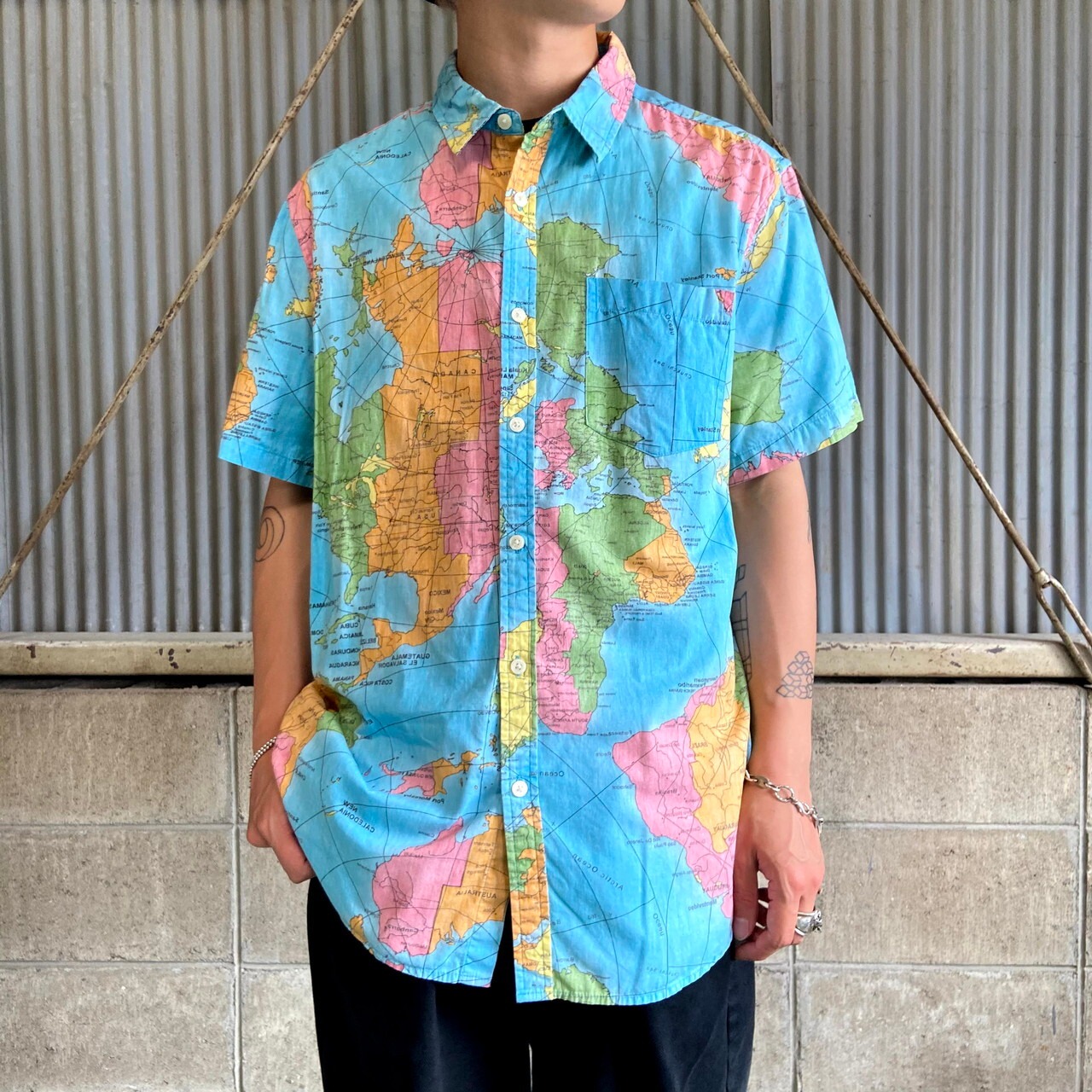 21MEN 世界地図柄 半袖 総柄シャツ メンズXL 古着 ライトブルー 水色 