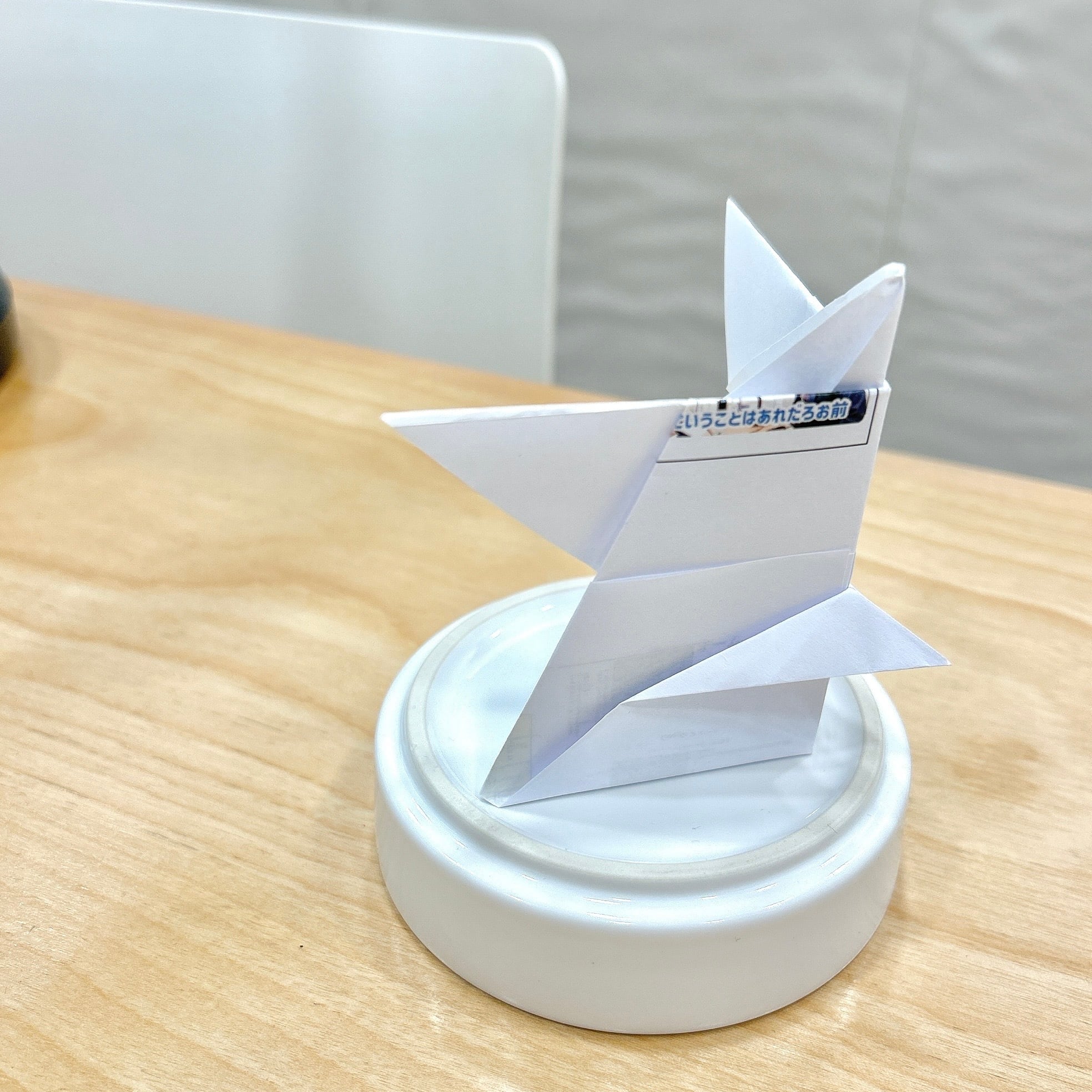 灰皿ホワイト+ライター10本セット | 令和ロマンのご様子