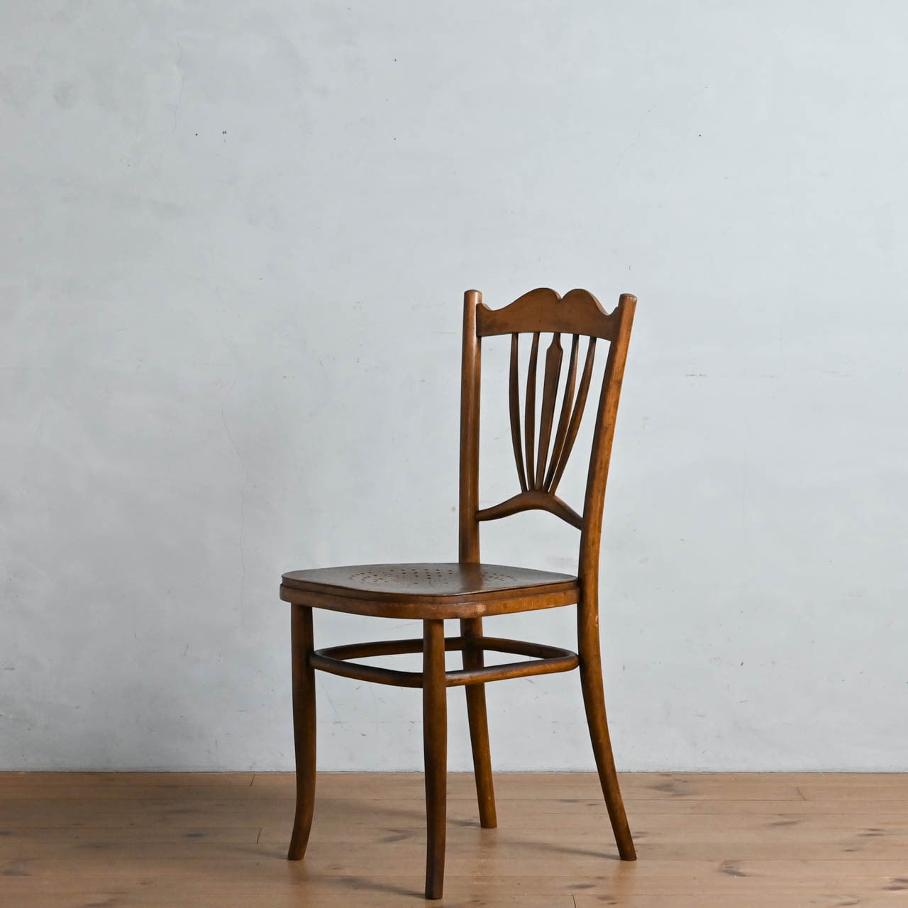 Bentwood Chair / ベントウッド チェア〈チェア・椅子・ダイニングチェア・デスクチェア・曲木〉112781 | SHABBY'S  MARKETPLACE　アンティーク・ヴィンテージ 家具や雑貨のお店 powered by BASE