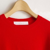 one f.  Cashmere Crew Neck Knit