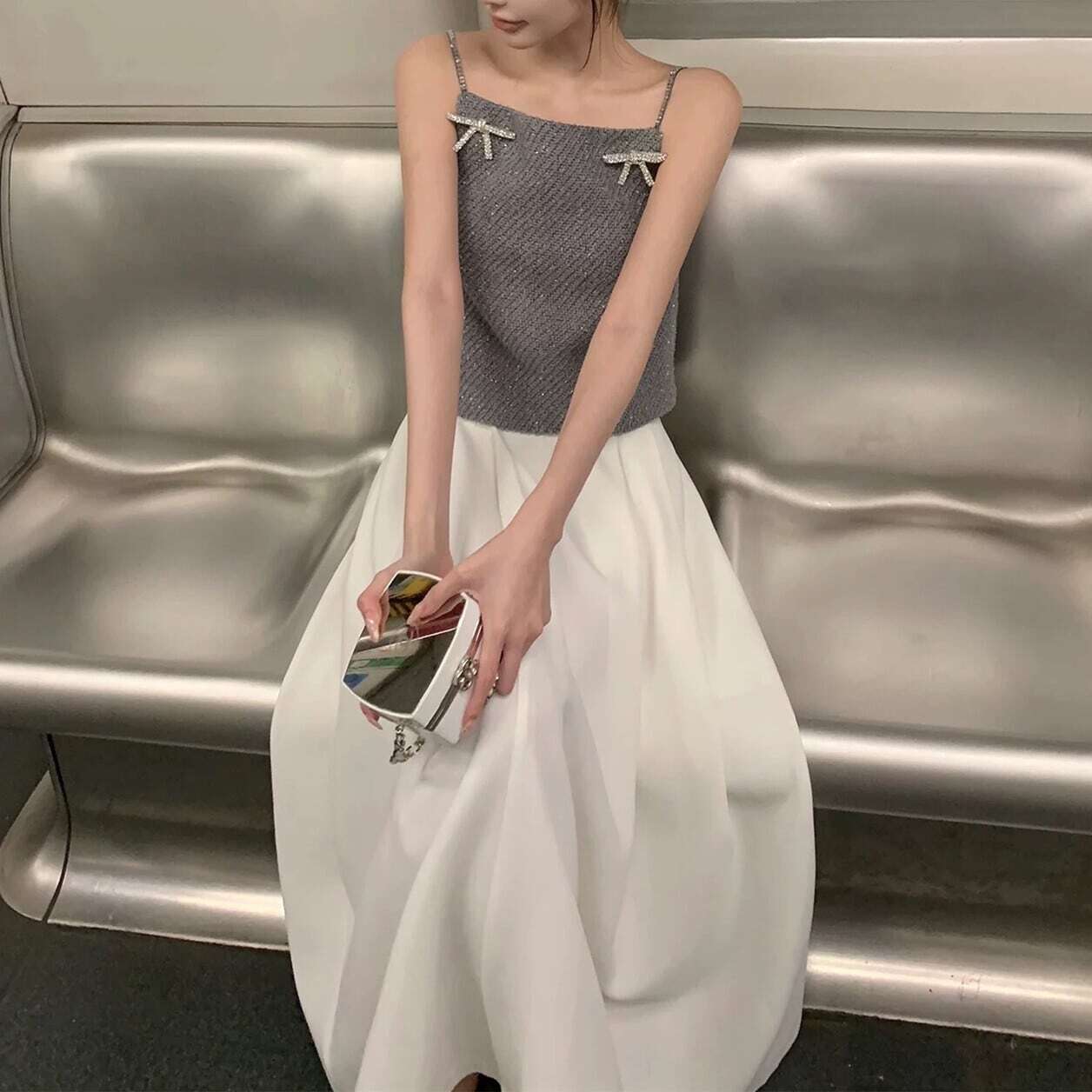 tops】2色ビジューリボン付きキャミソール HK0351 | BeautyYouStyle