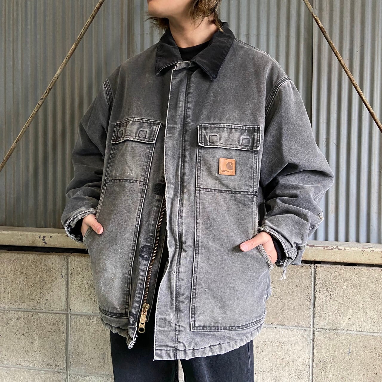 ビッグサイズ Carhartt カーハート トラディショナルコート ワークジャケット メンズ2XL相当 古着 Carhartt ダック地 カバーオール  中綿入り キルティングライナー フェードブラック グレー灰色 大きいサイズ【ワークジャケット】【SA2204】 | cave ...