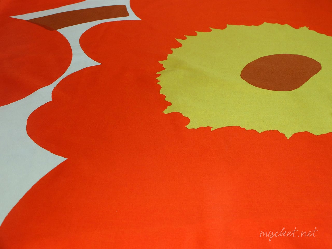 送料無料】marimekko「Unikko 50th Anniversary」ファブリック（未使用