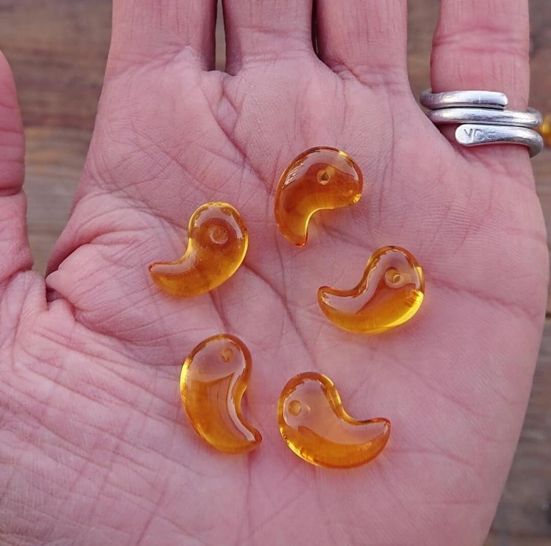 天然石 シトリン（黄水晶） 勾玉 18mm | shoprahu