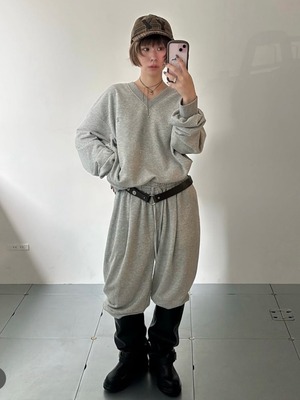 【26AW | WOMEN】OPEN YY オープン ワイワイ/ スウェット / SLOUCHY Y-NECK SWEATSHIRT. YY263TS011