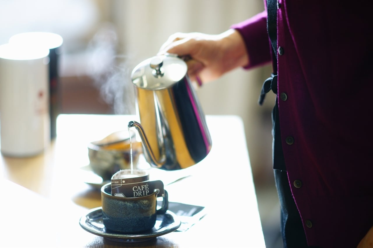 オリジナルドリップバッグ】新月ブレンド（10g） | 赤い月珈琲