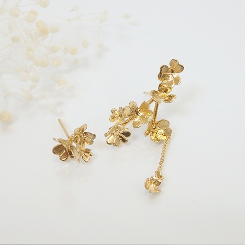 クローバー畑のピアス(gold)