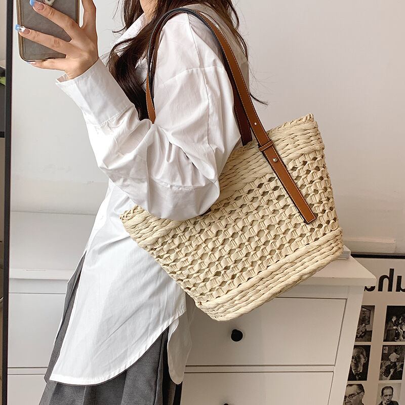 バッグ レディース かごバッグ カバン 鞄 レディースバッグ ハンドバッグ トートバッグ 肩がけ 肩掛け 軽量 軽い かご カゴ カジュアル おしゃれ お洒落 レトロ ラブリー キュート エレガント 主役級 存在感 10代 20代 30代 40代 学生 通学 デート お出かけ 女子会 イベント リゾート 旅行 海 デイリー 普段使い 韓国 韓国系 送料無料 ファッション コーデ スタイル モテ ギフト トレンド 流行 インスタ映え 春 夏 白 ホワイト 茶色 ブラウン
