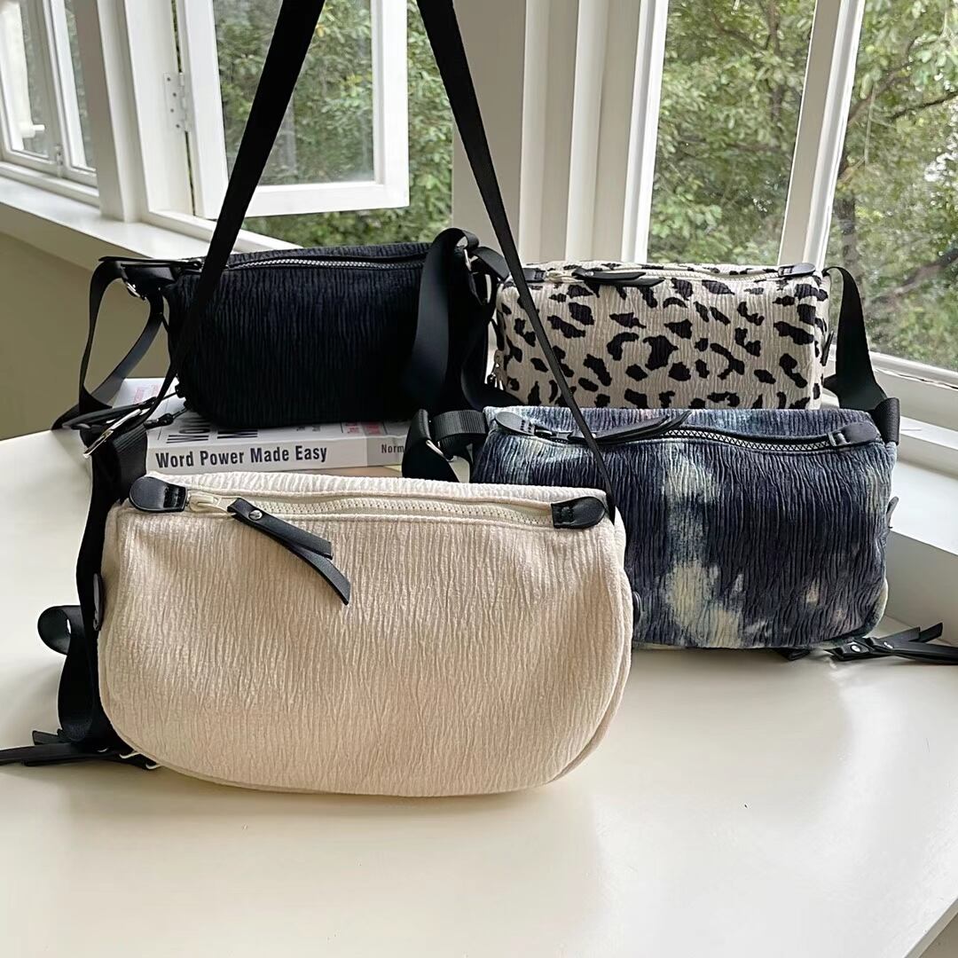 ミニショルダーバッグ　AS19-812