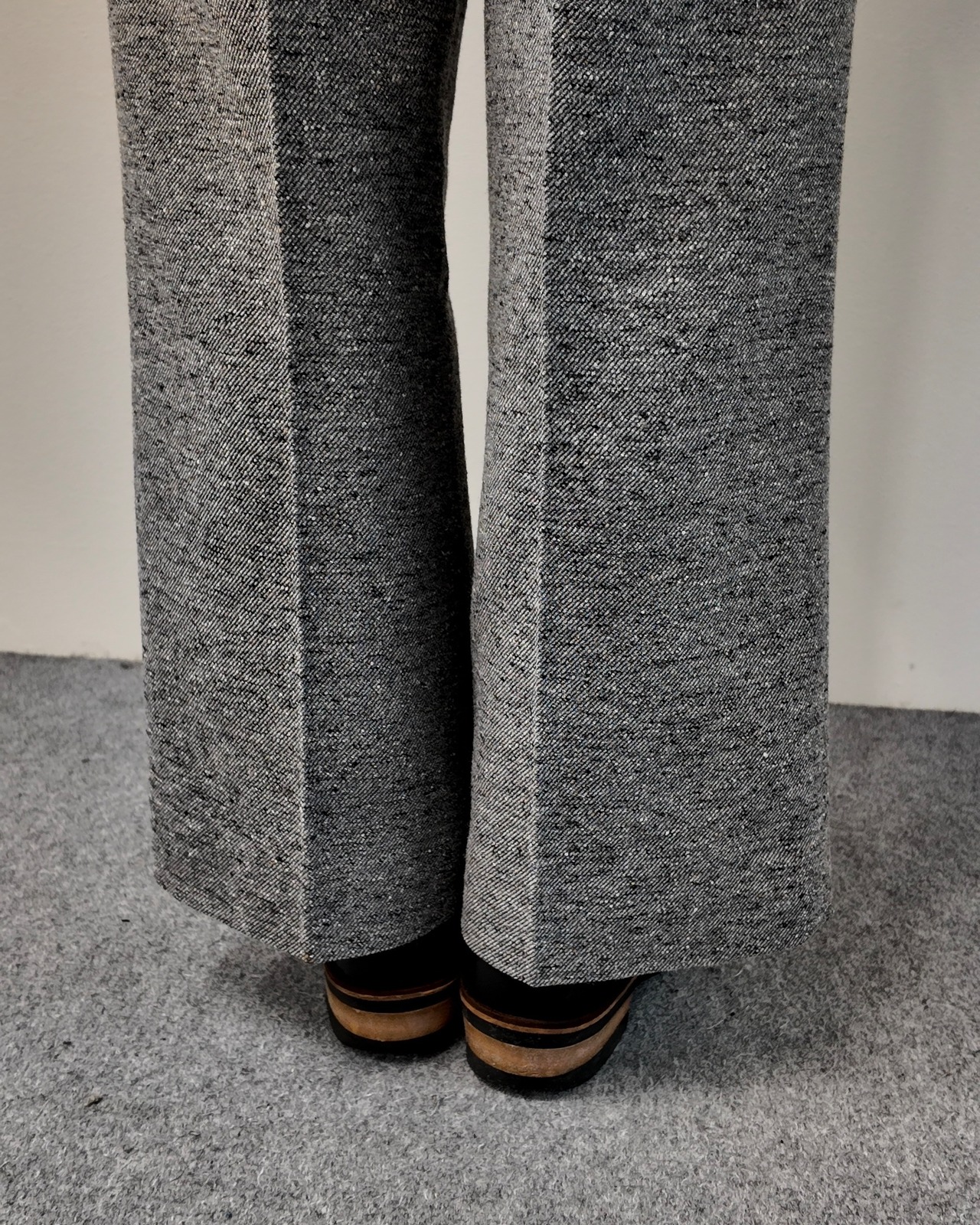 【Maison Margiela】cropped nep grey pants