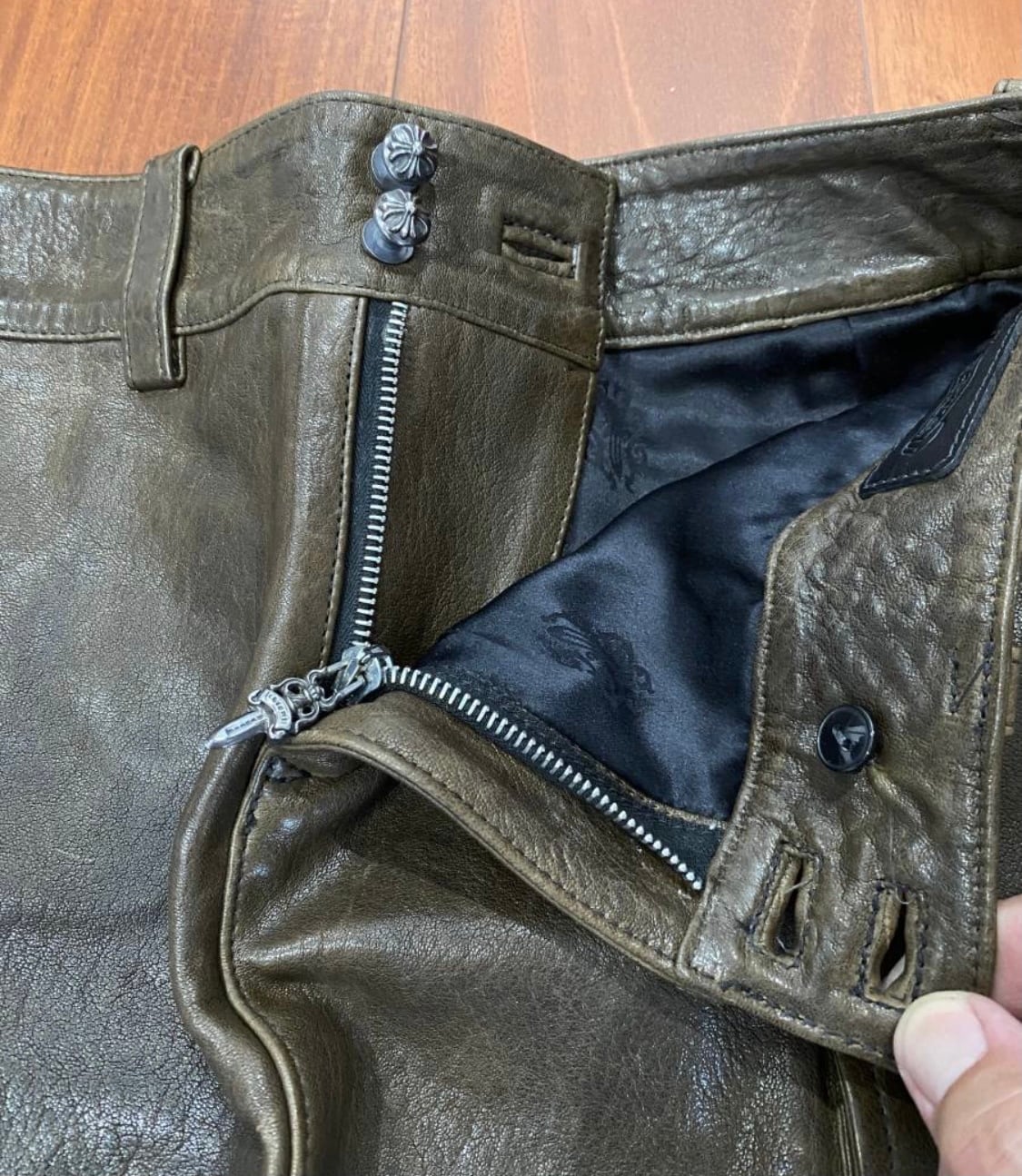 CHROME HEARTS クロムハーツ レディース ダガー ジッパー ハーフパンツ