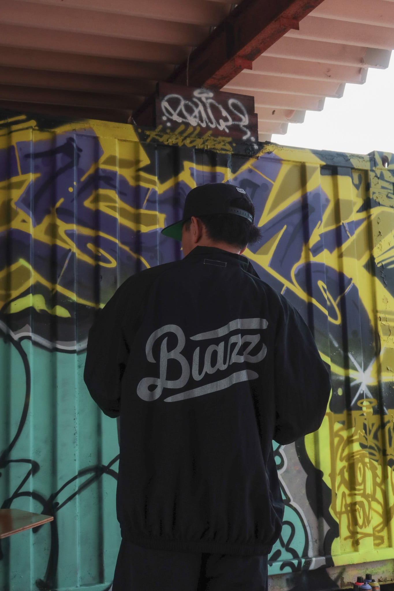 Logo Reflector Nylon Training Jacket [BLACK] | blazz works
