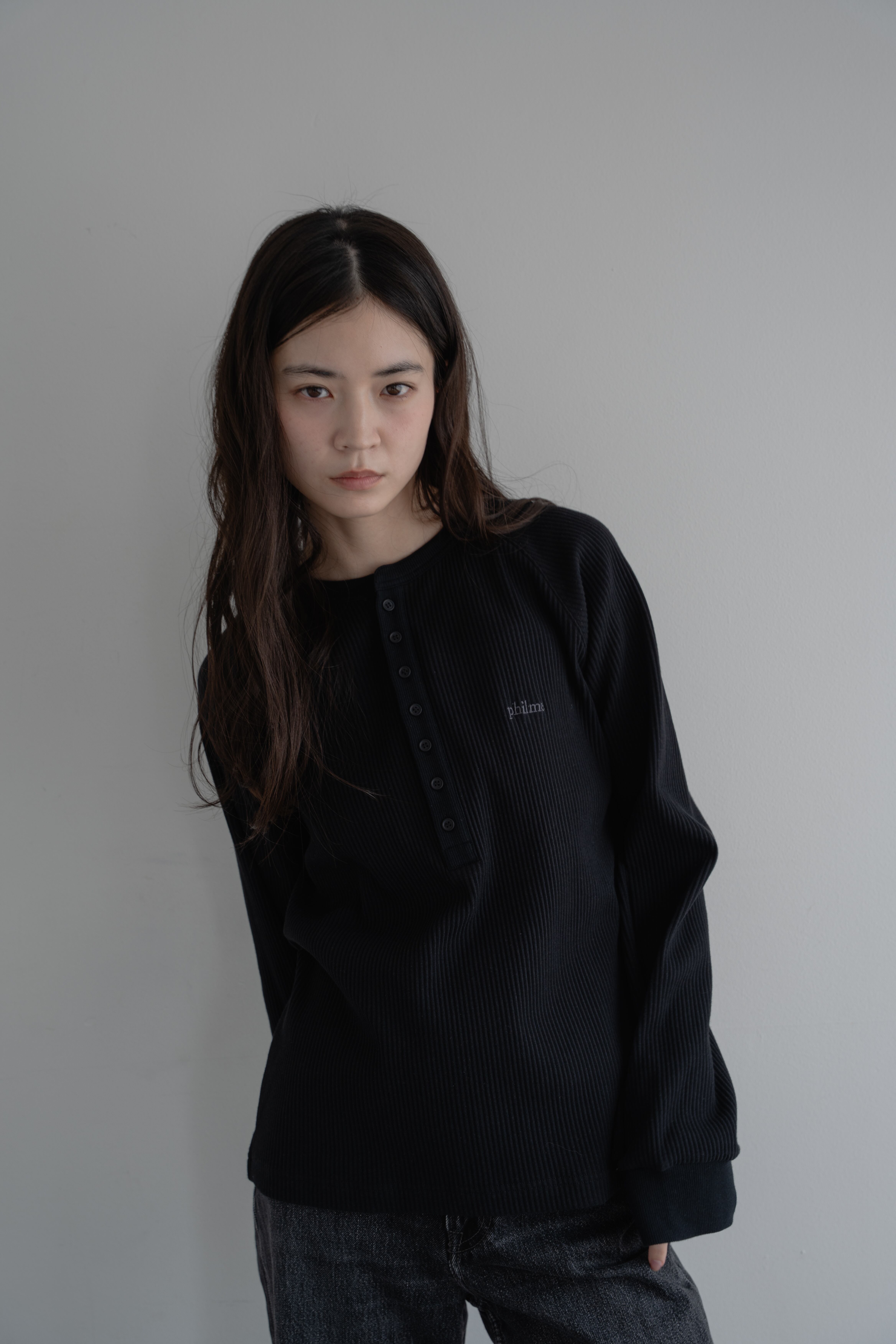 raglan henry neck T | philme