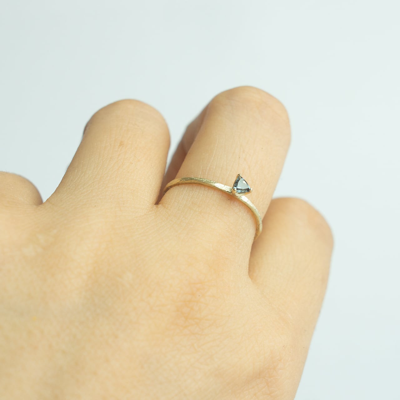 Rock Ring ーベキリーブルーガーネット | Kumiko Taya jewelry