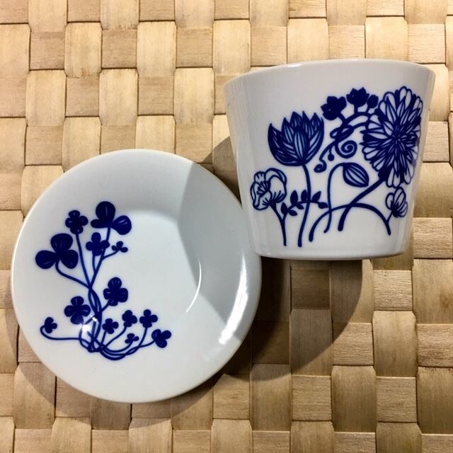 369ミロク有田焼風「豆皿&カップ」Miroku ceramic small plate& 369ミロク有田焼風「豆皿&カップ」Miroku ceramic small plate&