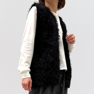 PASSIONE shaggy knit vest