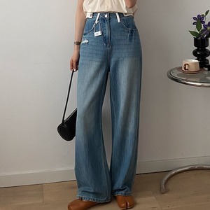 レディース パンツ ボトムス デニム Gパン ロングパンツ デニムパンツ ワイドレッグ ファスナー ポケット ハイウエスト ブルーデニム カラーデニム かわいい 大人可愛い きれいめ シンプル カジュアル おしゃれ かっこいい レトロ こなれ感 ラフ メンズライク ボーイッシュ ルーズ 個性的 クール 主役級 存在感 抜け感 都会的 カレッジ風 学生風 ベーシック アメリカン アクティブ ナチュラル ワイルド 無地 春 夏 お出かけ 休日 ショッピング カフェ 脚長 普段使い 定番 S M L XL