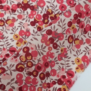 ◆輸入　リバティ　LIBERTY　タナローン　Wiltshire　ウィルトシャー　ルビー　約130×50cm