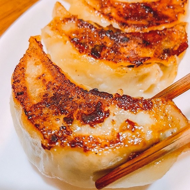 手包みジャンボ餃子　50g×15個　2袋