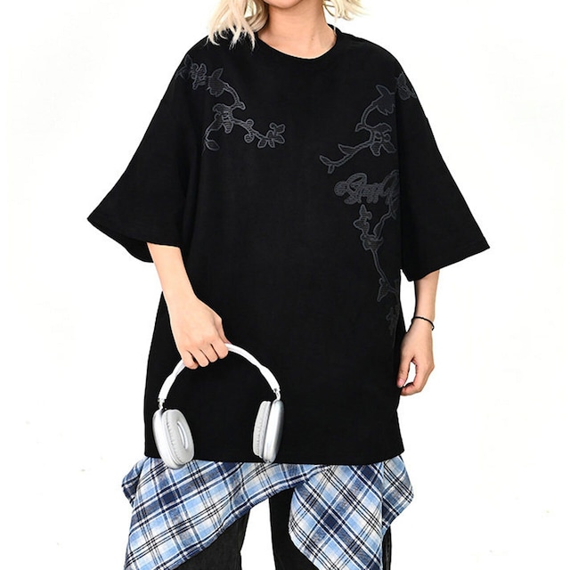 グラフィックアウトラインルーズシルエットTシャツ 2col R01692