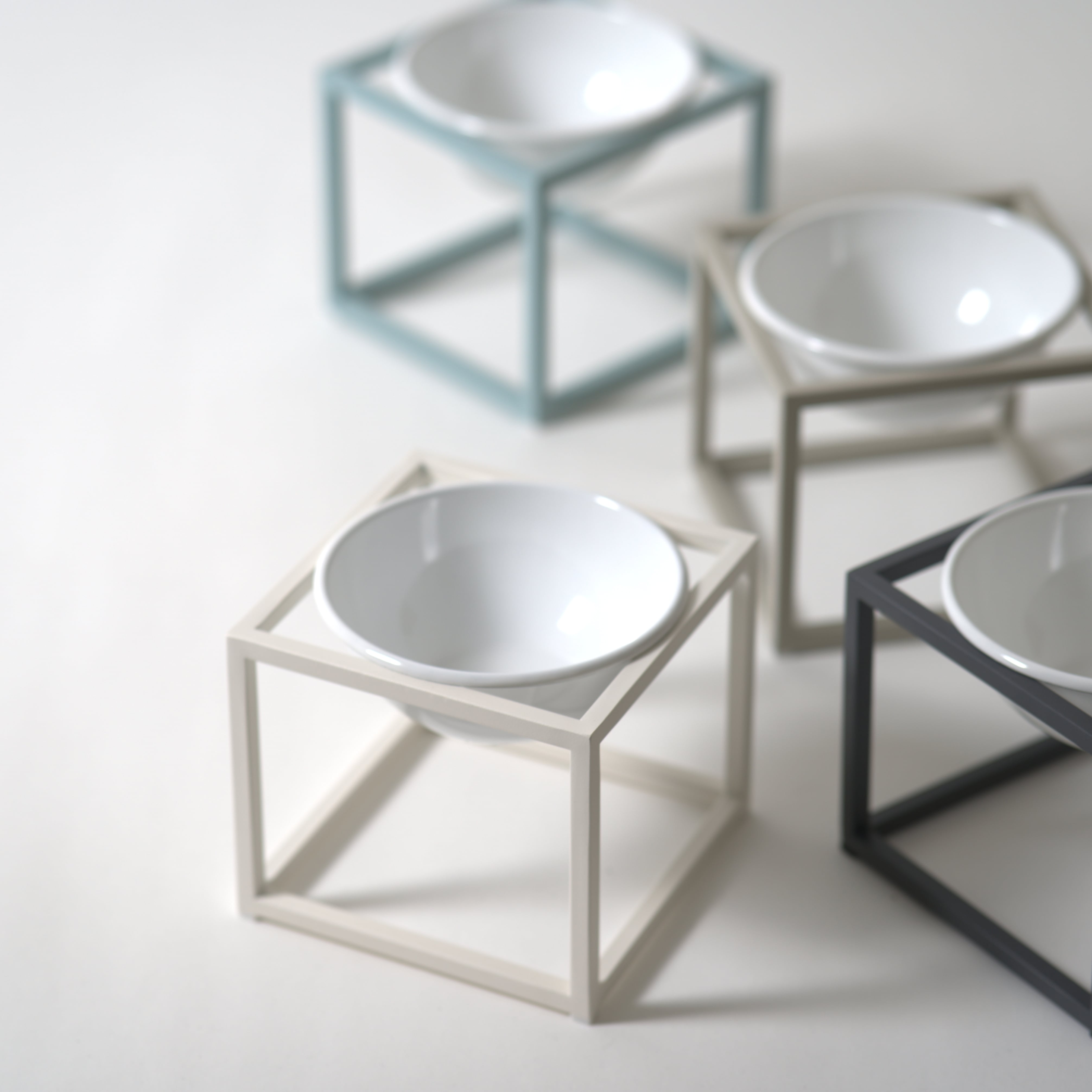 野田琺瑯ペットボウル＆専用スタンド／Sサイズ【Tabete Cube】A ボウルスタンド S／野田琺瑯ボウル12㎝付き【Tabete Cube