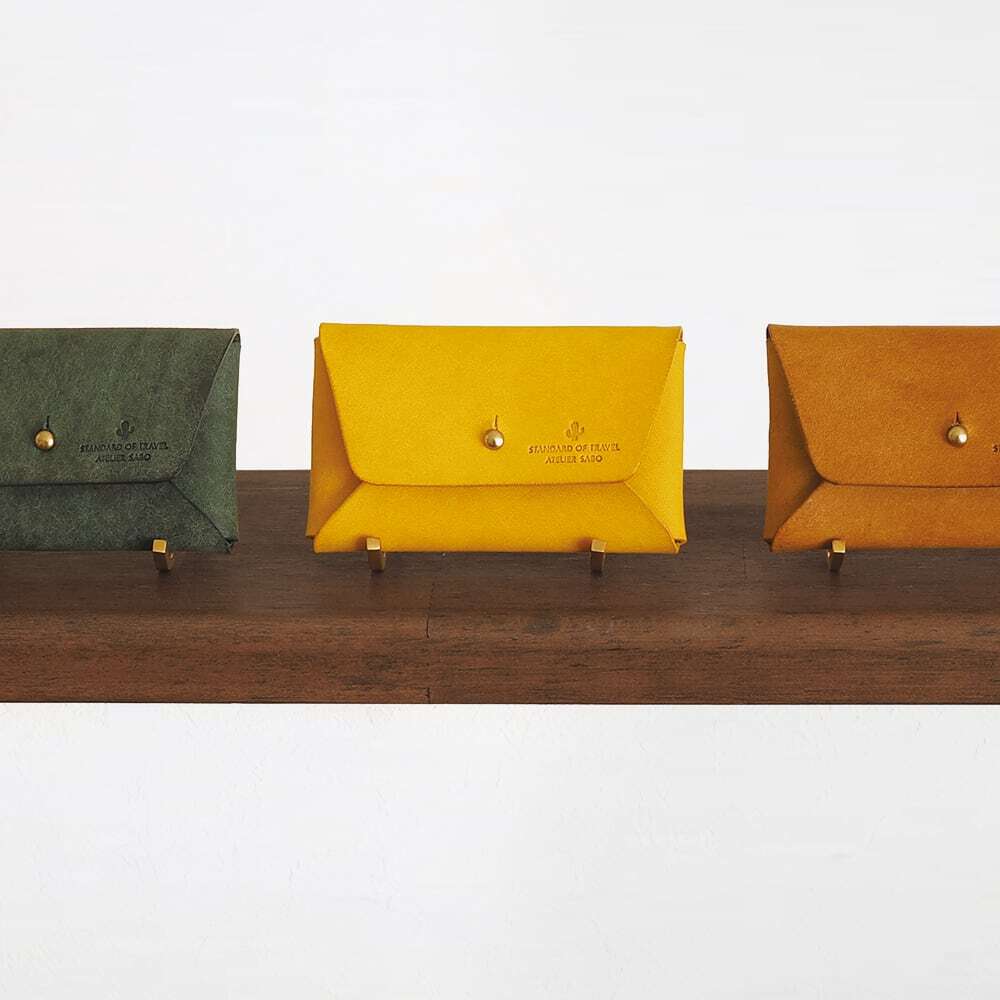 しきりの色が選べる 名刺入れ【イエロー】 | セミオーダーできる革小物