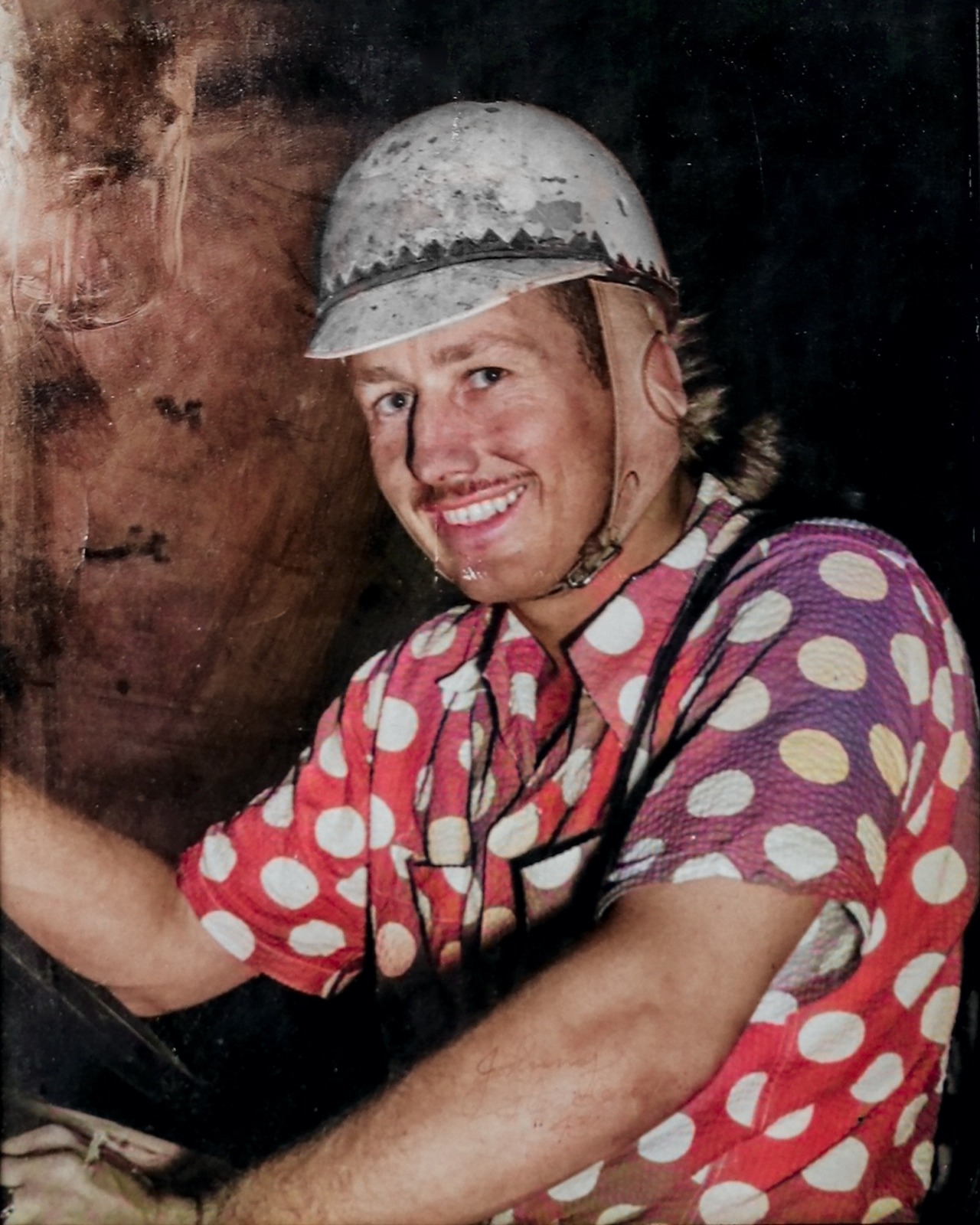 RACING DRIVER. SIGNATURE PICTURES