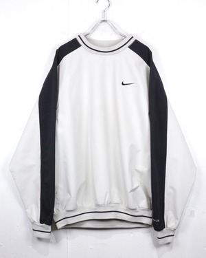 【Caka act2】“NIKE” Monotone Color Switching Loose Pullover Tops