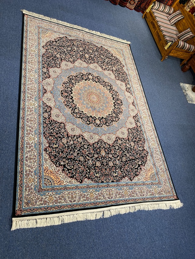 ペルシャ絨毯 151×242 新品未使用 カーペット ラグ Made in Iran 