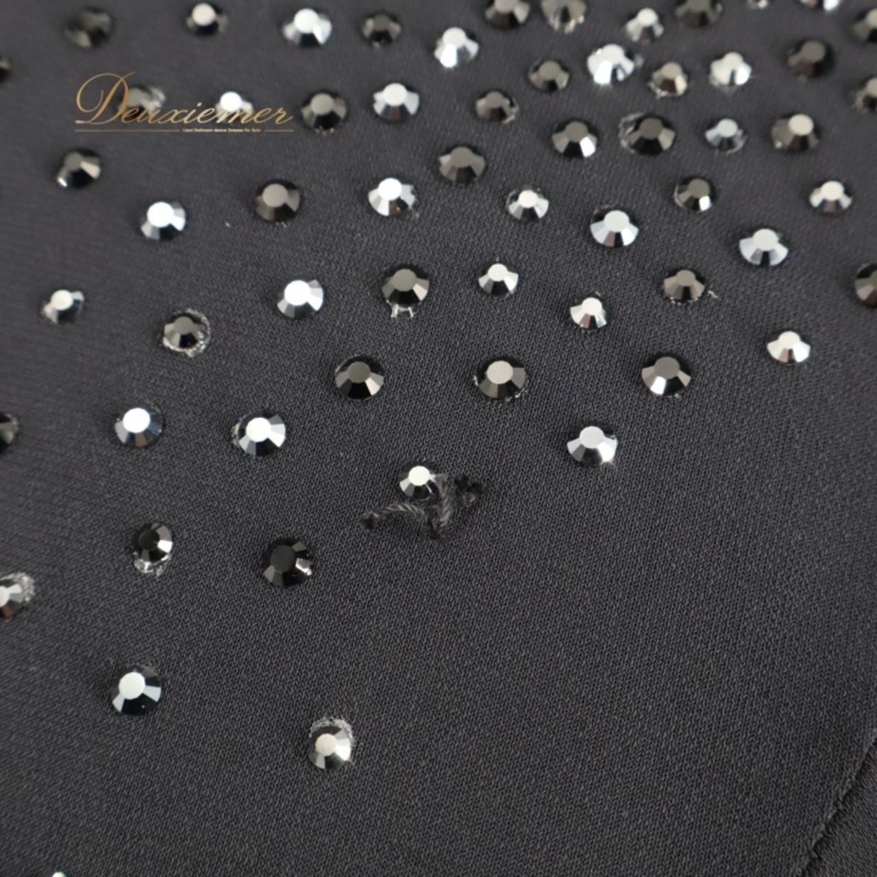 社交ダンス 衣装 ラテン ドレス ワンピース ラテンドレス HIROKO YAMAGUCHI ヒロコヤマグチ ブラック系 黒 デモ 競技 パーティ 発表会 おしゃれ デザイン レース フォーマル 競技会用 ステージ衣装 レディース 女性用 フィット感