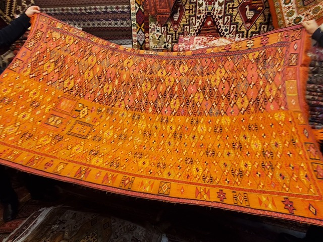 絨毯クエスト50【No.32】Kilim (Siraki) ※現在、こちらの商品はイランに置いてあります。ご希望の方は先ずは在庫のご確認をお願いします。