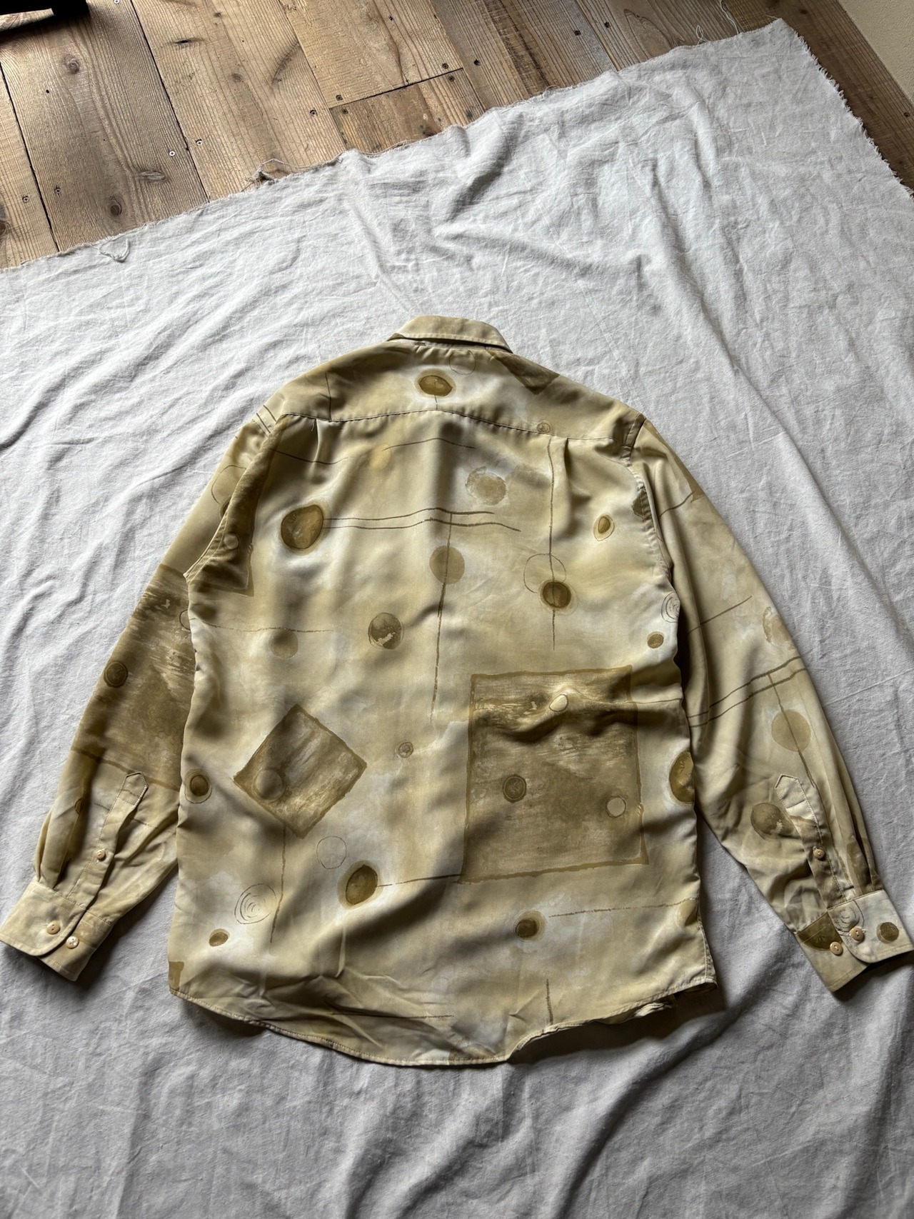 Art Pattern Beige Shirt