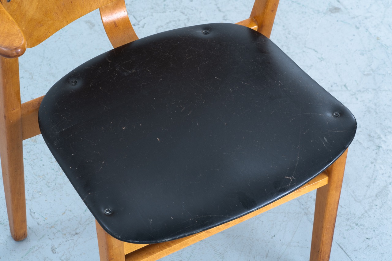 Ilmari Tapiovaara | Domus chair