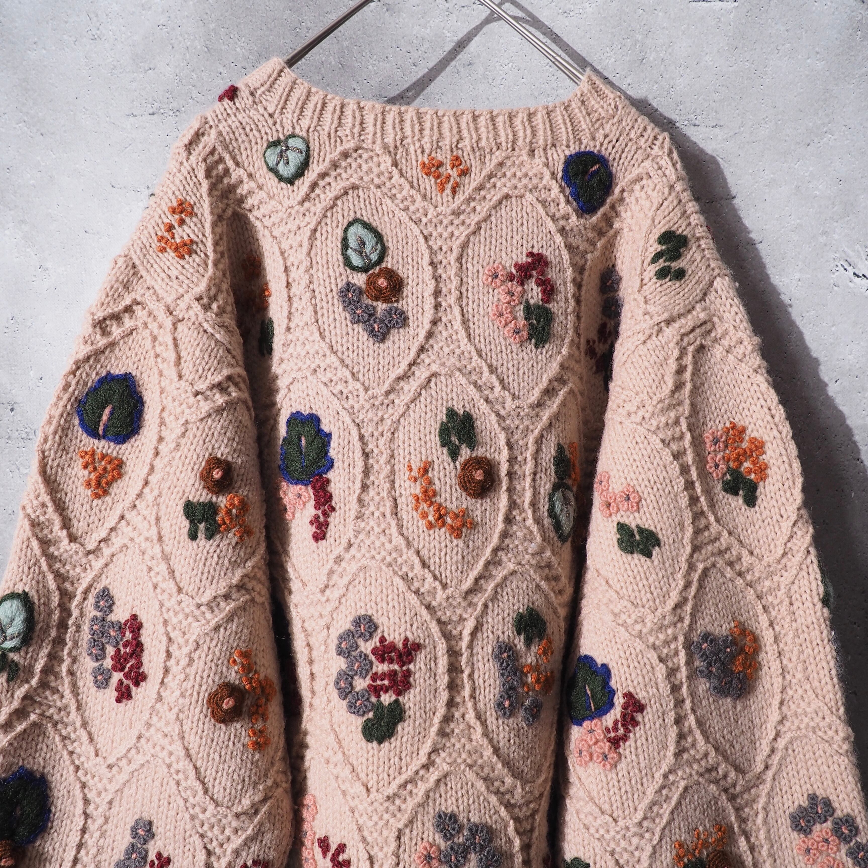 1990s Cherry Blossom Beautiful Flower Embbossed vintage wool Knit