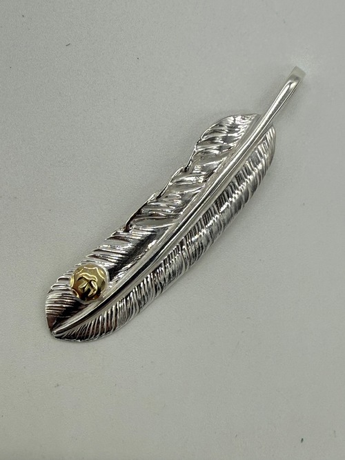 ゴローズ　新品　金メタル付特大フェザー右
