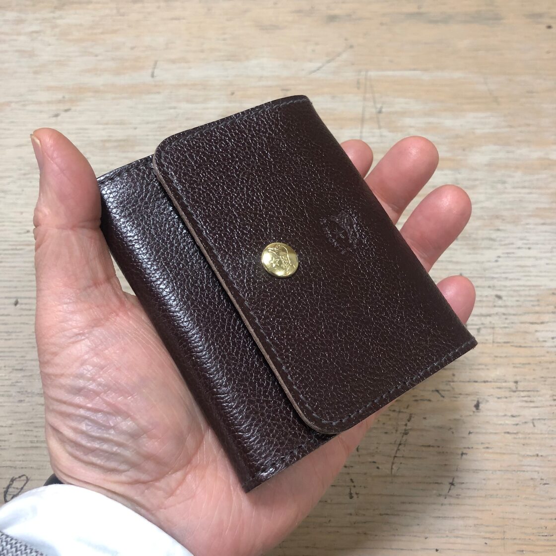 IL BISONTE イルビゾンテ ミニ財布 【54242305341】(COL ダーク 