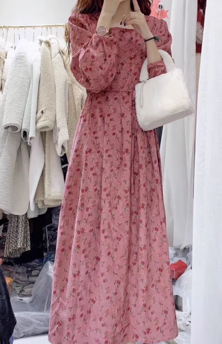 自然体の華やかさをプラス 薔薇柄リボンロングワンピース 上品 ローズ