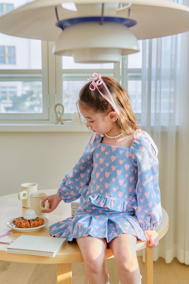 ラスト1 blue 5【即納】<berryberry>  Pesha set up (インナーパンツ付)