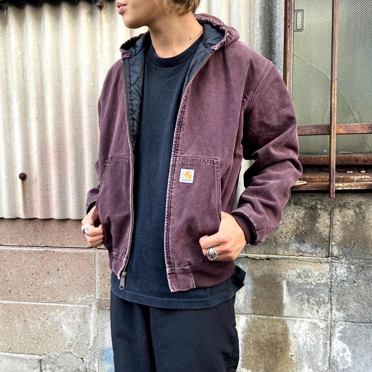 着丈71cmUSA製　Carhartt アクティブジャケット　カーハート　パープル