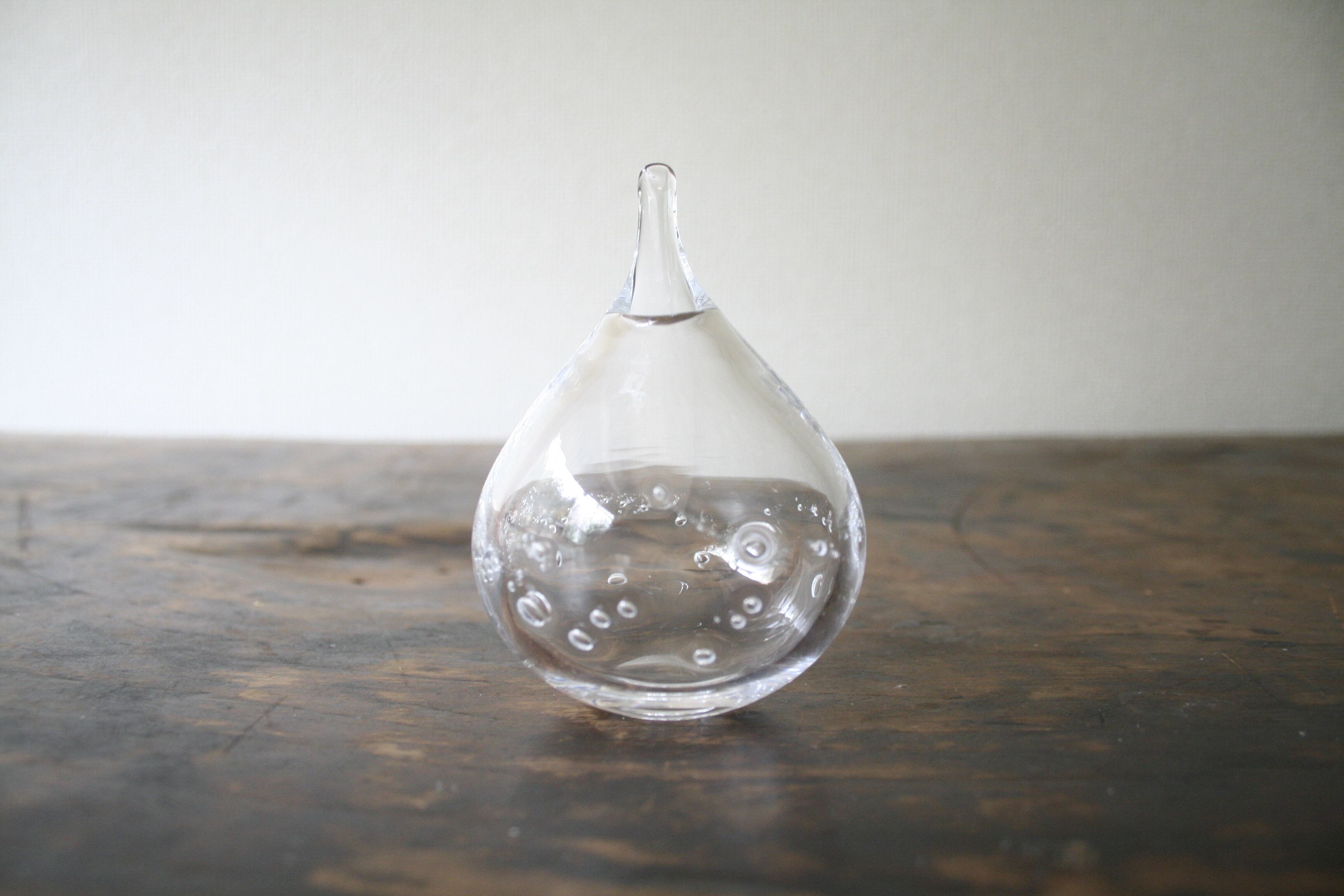 花器(高さ 9 cm) 雫花器 クリア S | TSUNE;田中恒子の器