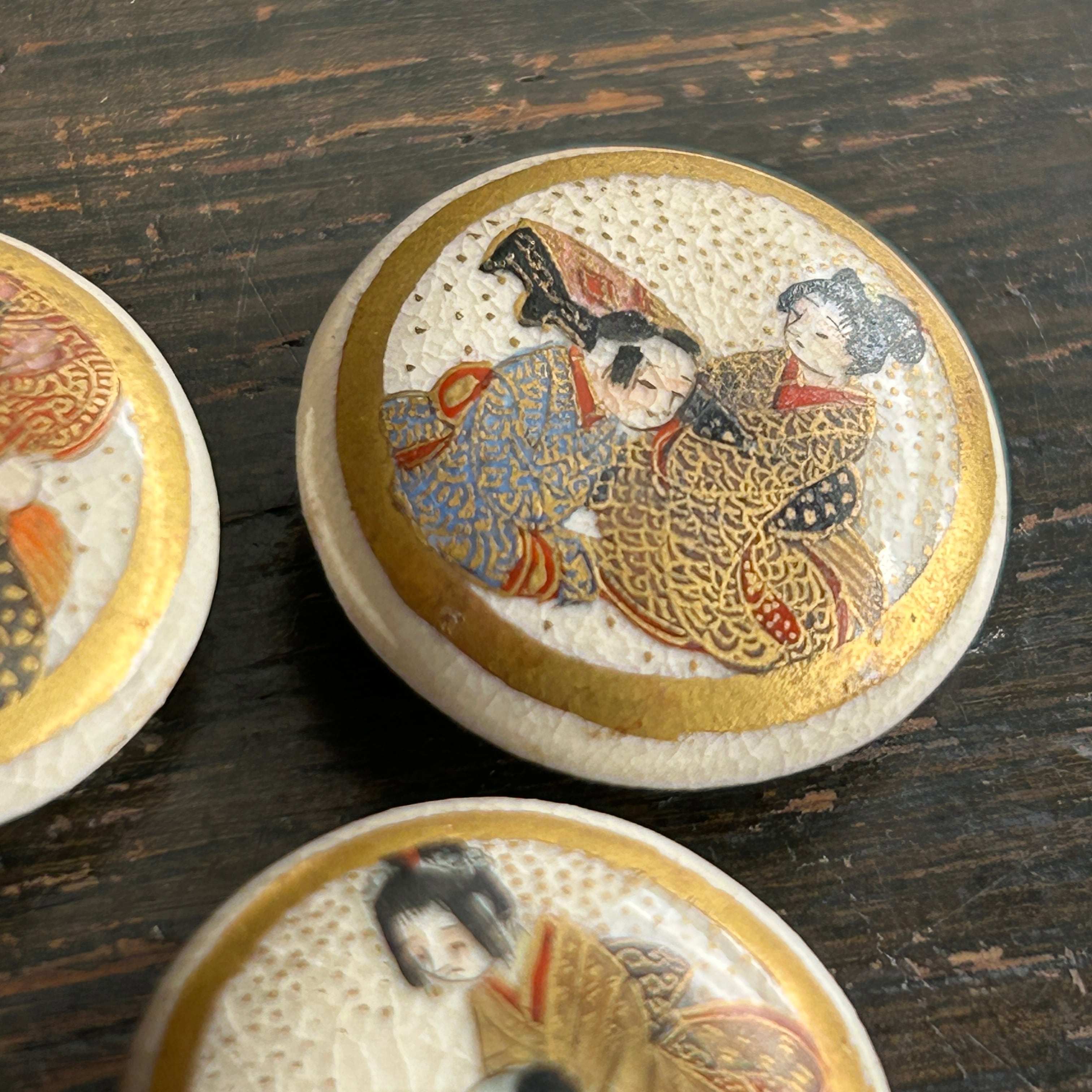 アンティーク　明治の里帰り薩摩ボタン　小3個セット