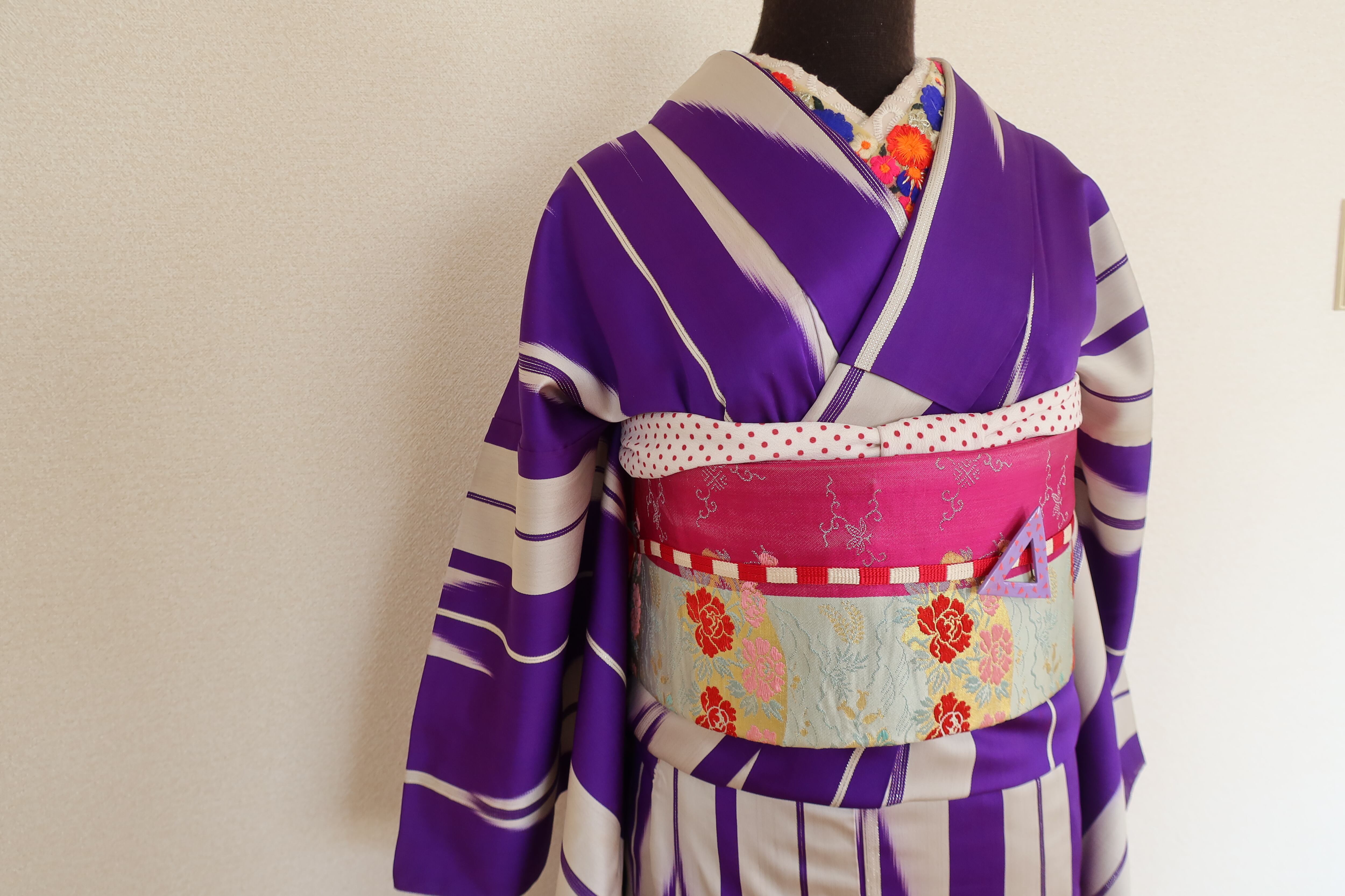 5215◇アンティーク着物袷時代物五つ紋紫ぼかし日本刺繍艶やかな裾模様