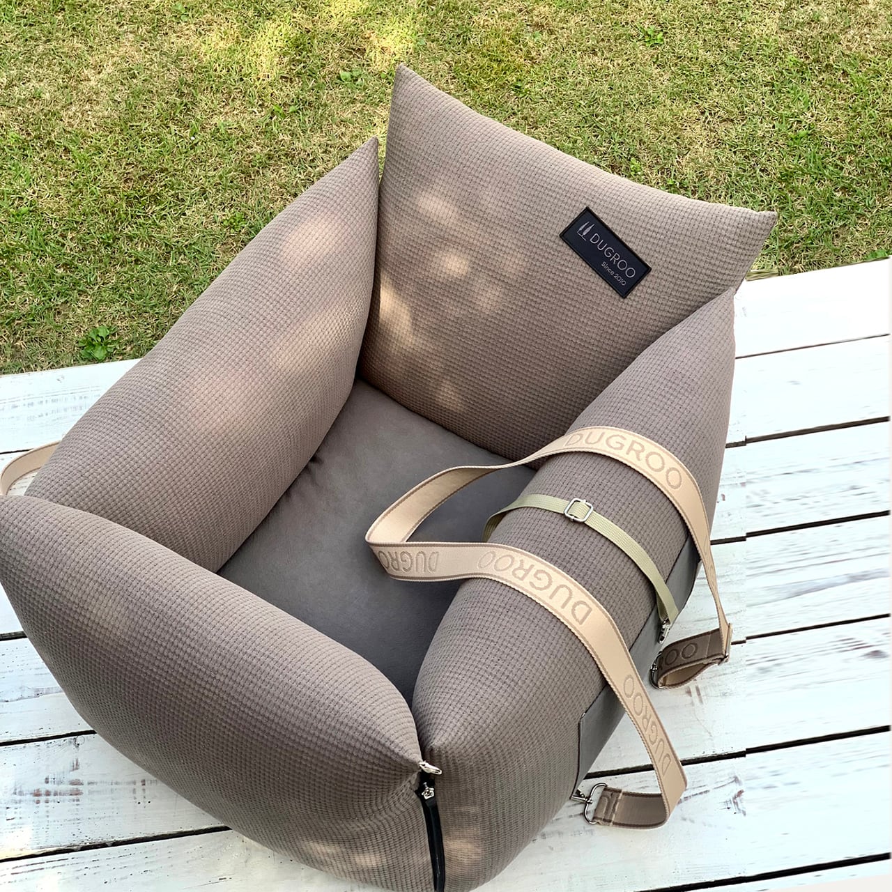 All-Round M Driving Kit【Mocha】with shade / Dugroo / Dog Car Seat / 日本未入荷