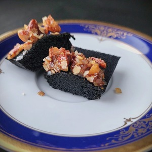 【送料無料】炭ノ華 ‐ 焦がしバターとキャラメルアーモンドのしっとりフィナンシェ(8個入)[週８箱限定]