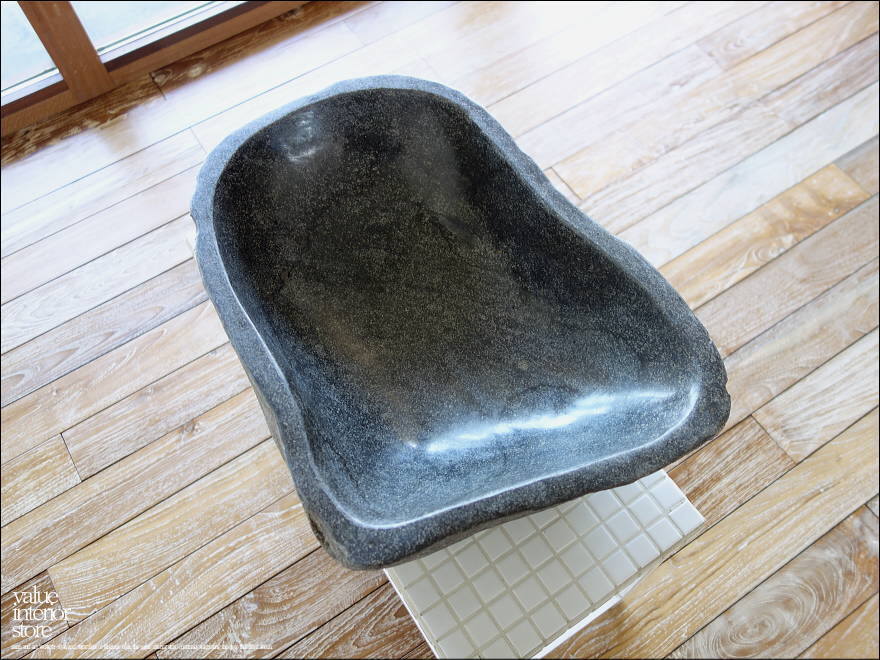 自然石 つくばい/C04 めだか鉢 睡蓮鉢 メダカ鉢 庭 金魚鉢 手水鉢 和風 ハス鉢 水盤 ガーデニング W52cm