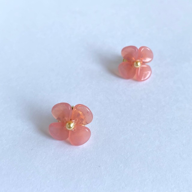 紫陽花ピアス＊サーモンピンク