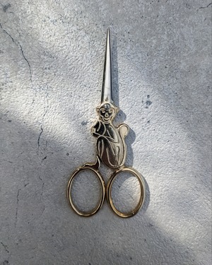 [Scissors] 　Monkey