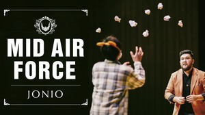 MID-AIR FORCE | 投げた紙玉のフォース