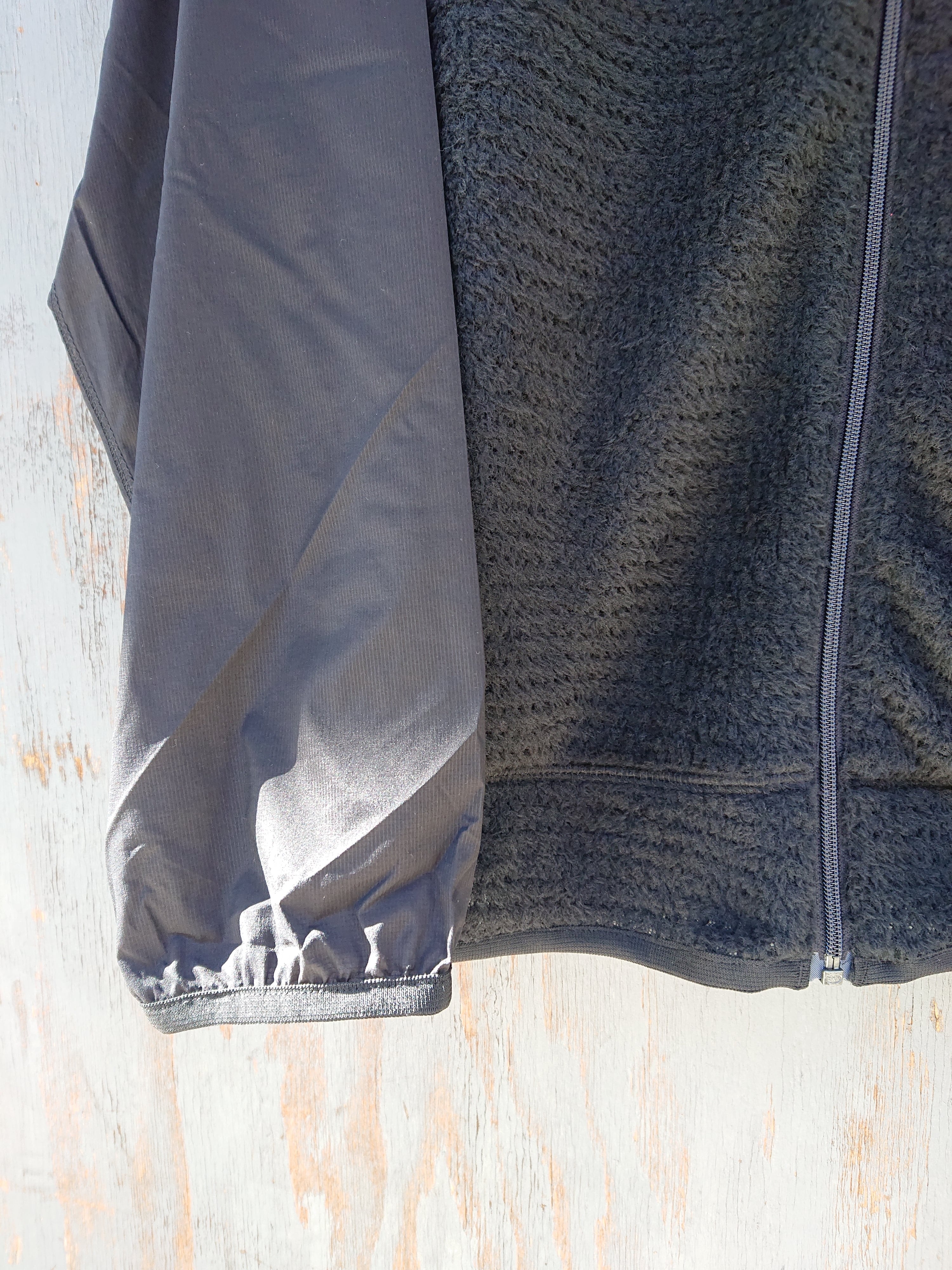 COMFY CMF OUTDOOR GARMENT 
